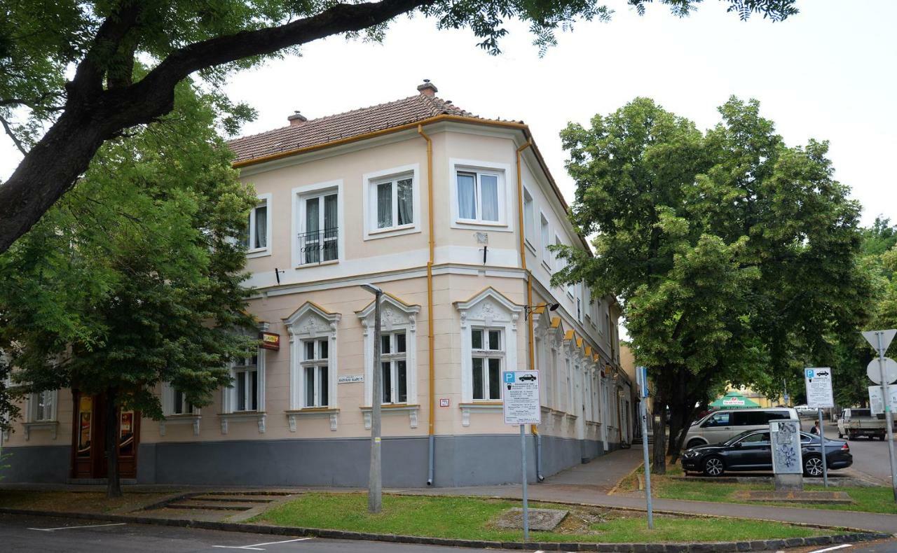 Villa Bohemia Eger Extérieur photo